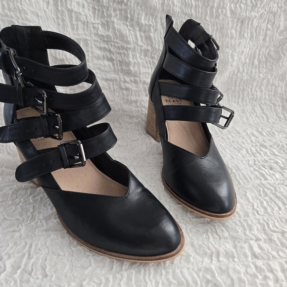 Women's Black‎ Western Strappy Ankle Boots Buckle Cowgirl Block Heel Sz 6.5 - Picture 2 of 9
